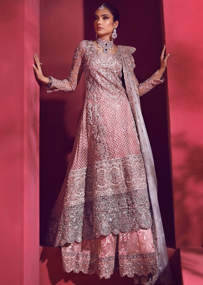 Zainab Chottani